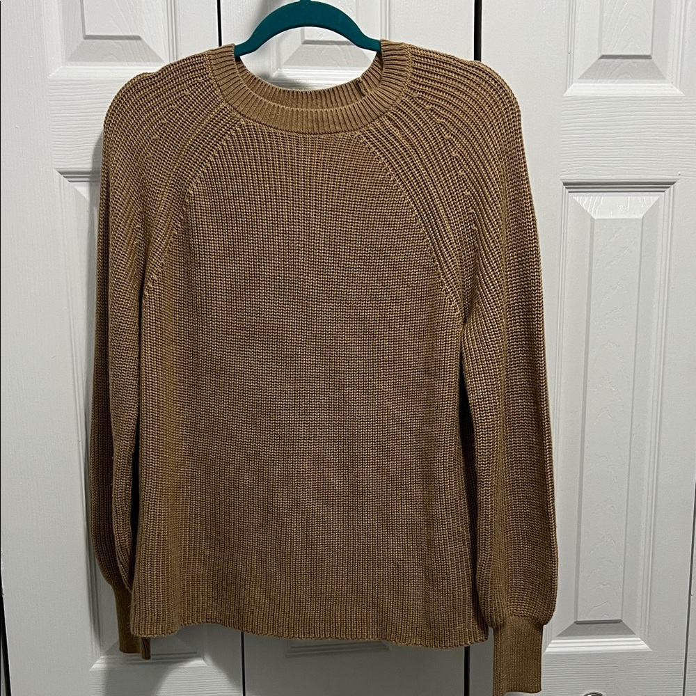 Jessica Simpson Women’a Brown Crewneck Sweater